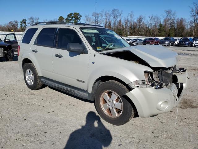 1FMCU03158KA02506 - 2008 FORD ESCAPE XLT CREAM photo 4