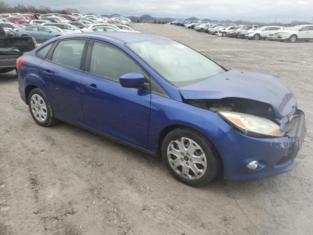 1FAHP3F29CL370607 - 2012 FORD FOCUS SE BLUE photo 4