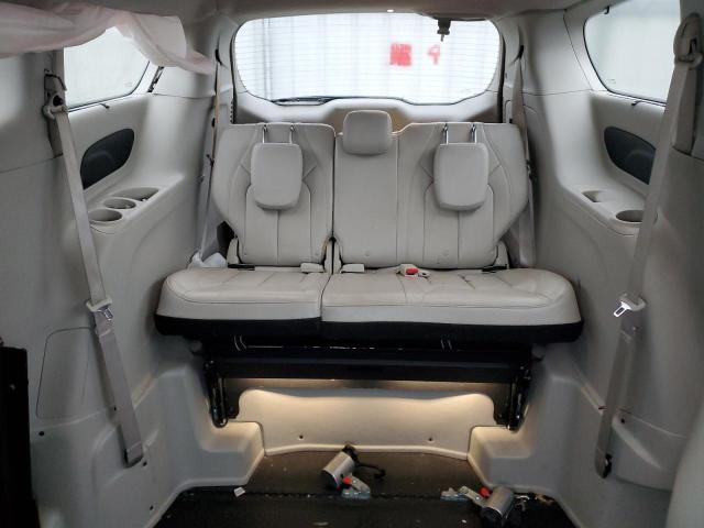 2C4RC1BG2HR785296 - 2017 CHRYSLER PACIFICA TOURING L SILVER photo 10