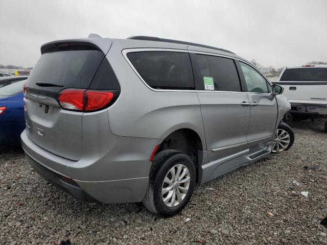 2C4RC1BG2HR785296 - 2017 CHRYSLER PACIFICA TOURING L SILVER photo 3