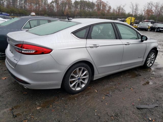 3FA6P0UU4HR118895 - 2017 FORD FUSION S HYBRID SILVER photo 3