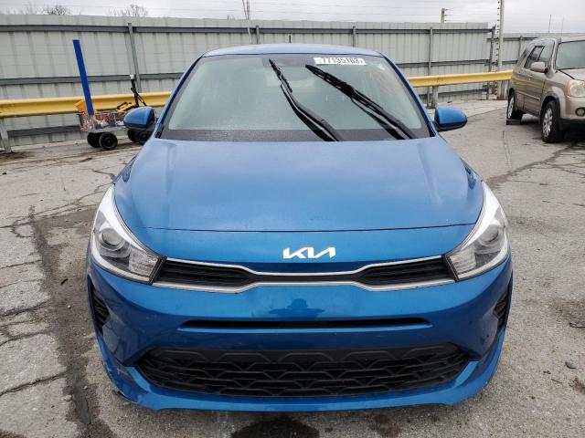 3KPA25AD3NE459616 - 2022 KIA RIO S BLUE photo 5