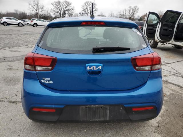 3KPA25AD3NE459616 - 2022 KIA RIO S BLUE photo 6