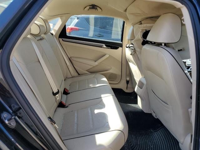 1VWDT7A36HC068272 - 2017 VOLKSWAGEN PASSAT R-LINE Սև լուսանկար 10