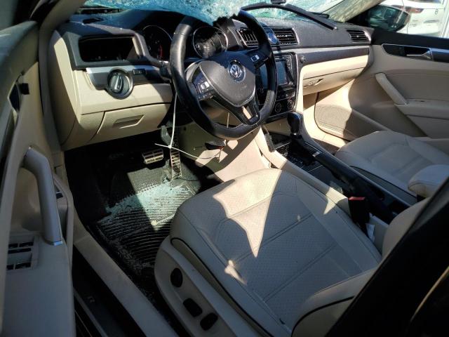 1VWDT7A36HC068272 - 2017 VOLKSWAGEN PASSAT R-LINE Սև լուսանկար 8