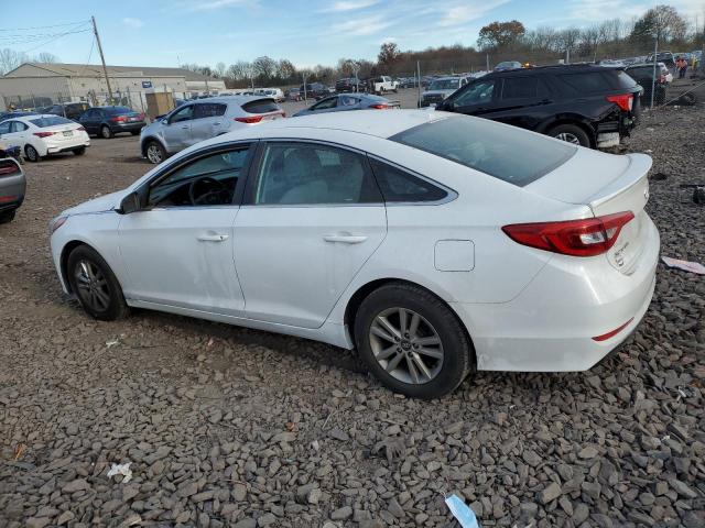 5NPE24AF4HH549046 - 2017 HYUNDAI SONATA SE WHITE photo 2