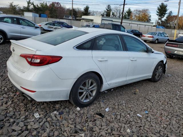 5NPE24AF4HH549046 - 2017 HYUNDAI SONATA SE WHITE photo 3