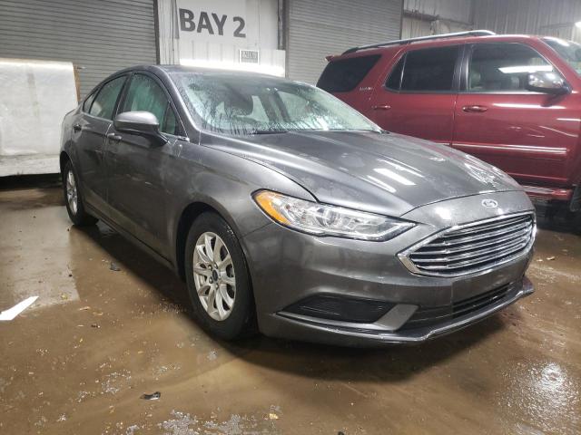 3FA6P0G7XHR301174 - 2017 FORD FUSION S GRAY photo 4