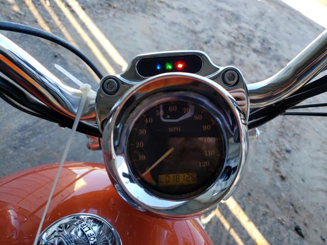 1HD1CT327BC427945 - 2011 HARLEY-DAVIDSON XLH1200 C TWO TONE photo 8