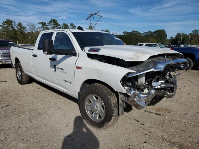 3C6UR4HJ7MG674067 - 2021 RAM 2500 TRADESMAN WHITE photo 4