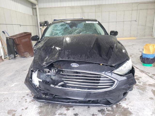 3FA6P0T99KR233867 - 2019 FORD FUSION SE BLACK photo 5