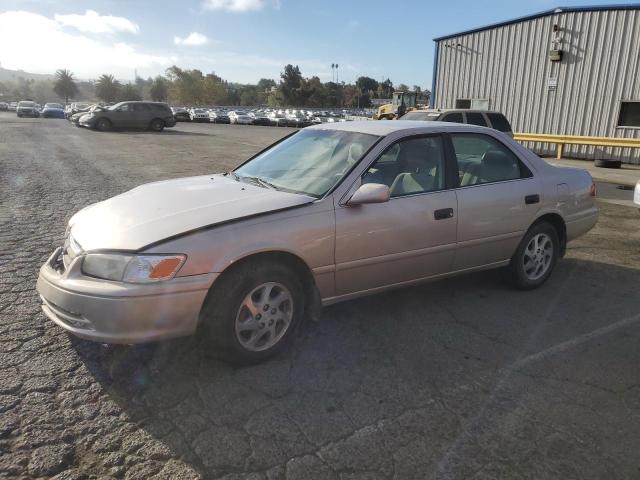 2000 TOYOTA CAMRY LE, 