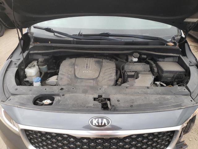 KNDMC5C15G6134147 - 2016 KIA SEDONA EX GRAY photo 12