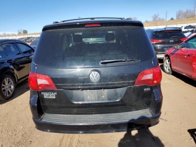 2V4RW6DX6AR316614 - 2010 VOLKSWAGEN ROUTAN SEL BLACK photo 6