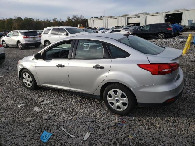 1FADP3E22JL255599 - 2018 FORD FOCUS S SILVER photo 2