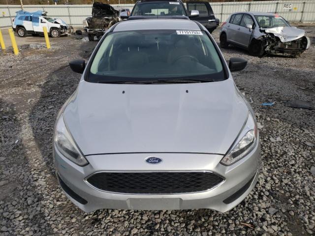 1FADP3E22JL255599 - 2018 FORD FOCUS S SILVER photo 5