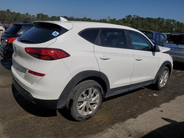 KM8J23A43KU025838 - 2019 HYUNDAI TUCSON SE WHITE photo 3