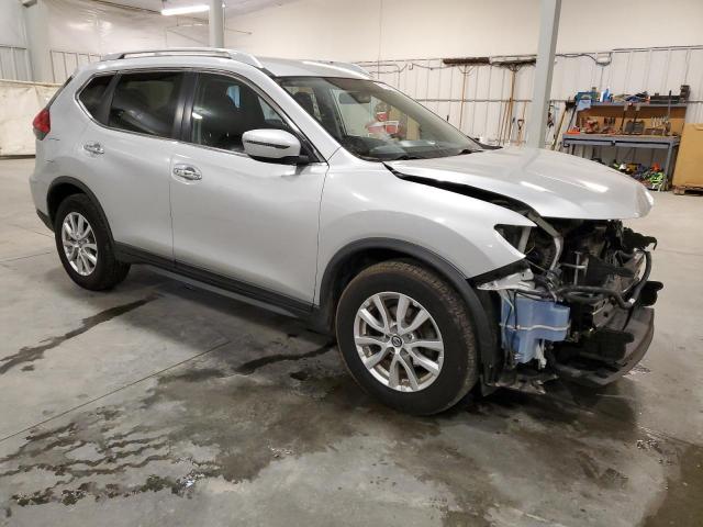 KNMAT2MT1HP562083 - 2017 NISSAN ROGUE S SILVER photo 4