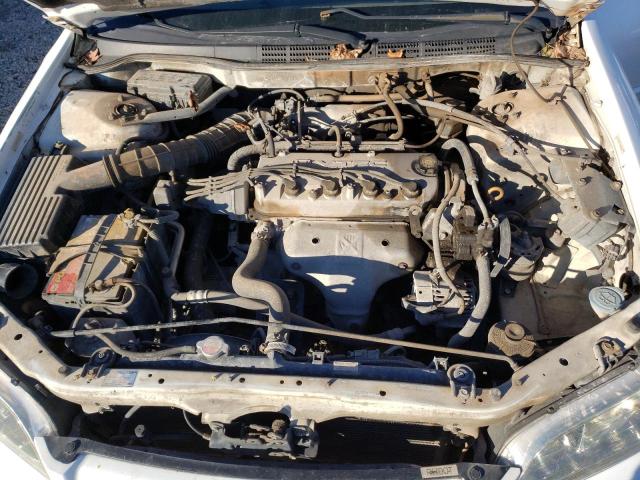 1HGCG55422A094432 - 2002 HONDA ACCORD LX WHITE photo 11