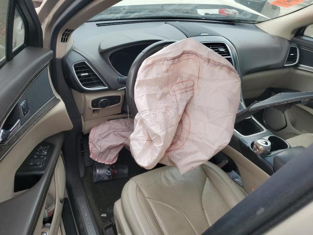 2LMPJ6LR6HBL49263 - 2017 LINCOLN MKX RESERVE Ոսկեգույն լուսանկար 8