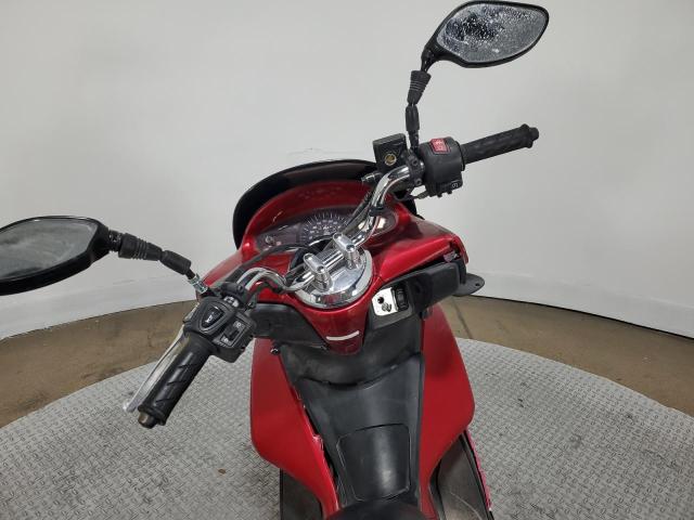 MLHJF2805B5001246 - 2011 HONDA PCX RED photo 7