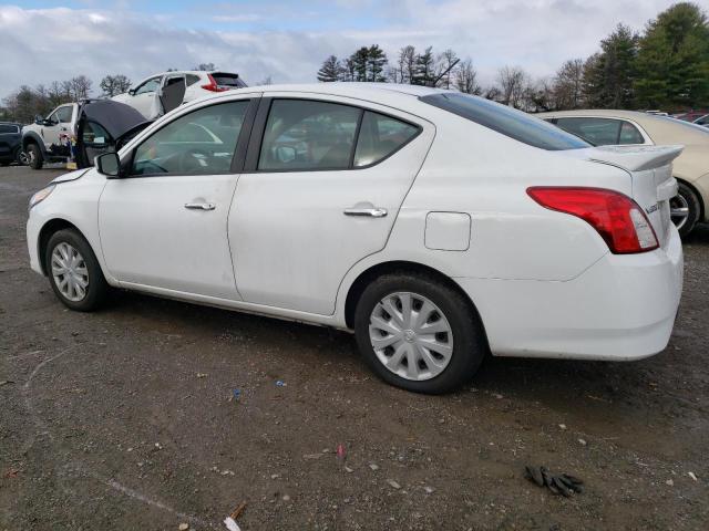 3N1CN7AP3HK464426 - 2017 NISSAN VERSA S WHITE photo 2