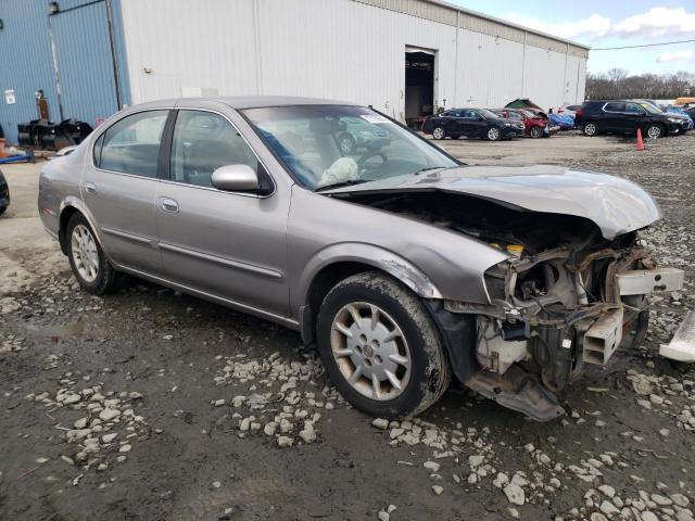 JN1CA31D31T810321 - 2001 NISSAN MAXIMA GXE SILVER photo 4