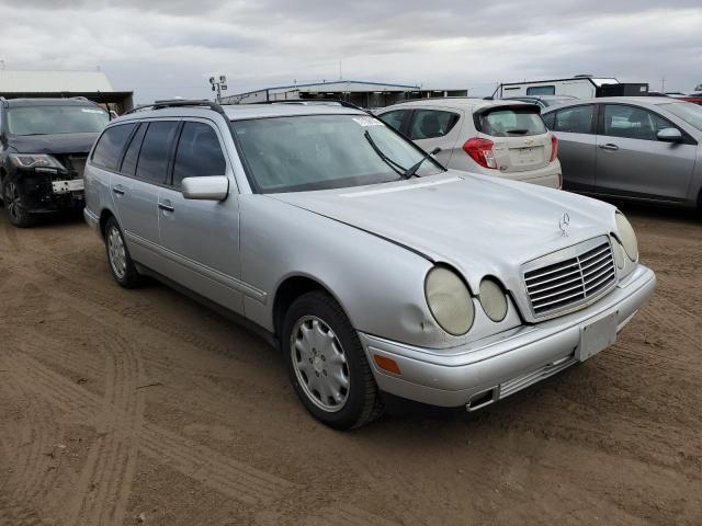 WDBJH82F9XX025489 - 1999 MERCEDES-BENZ E 320 4MATIC SILVER photo 4