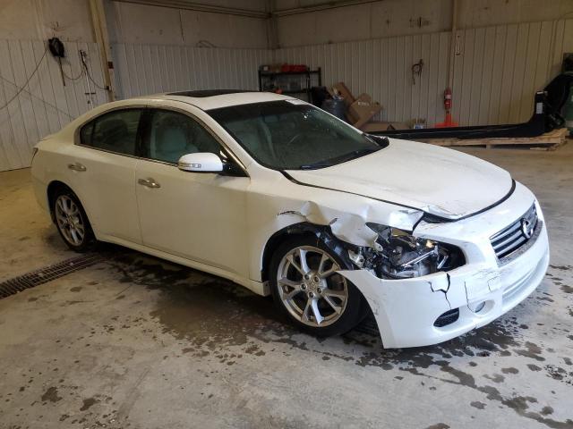 1N4AA5AP3EC493212 - 2014 NISSAN MAXIMA S WHITE photo 4