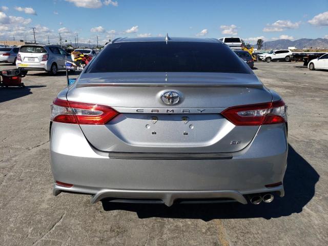 4T1B11HK5KU280524 - 2019 TOYOTA CAMRY SE L SILVER photo 6