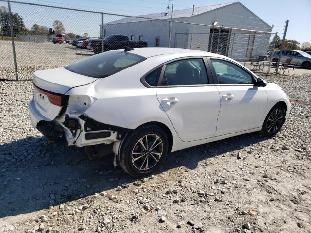 3KPF24AD6PE669520 - 2023 KIA FORTE LX WHITE photo 3