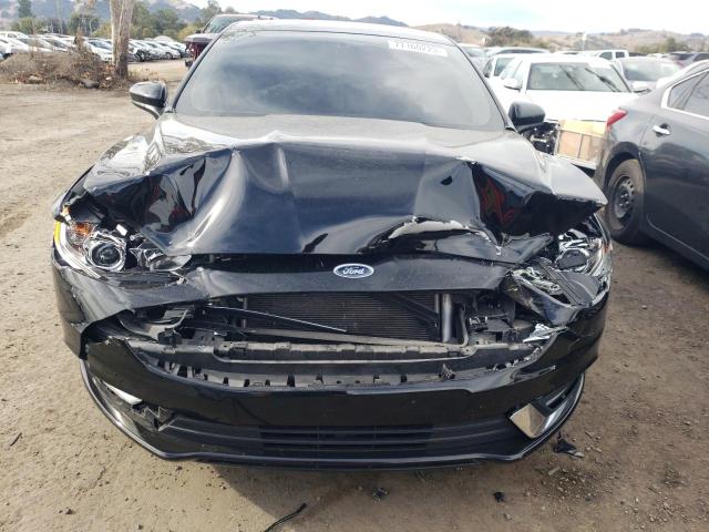 3FA6P0H73HR399043 - 2017 FORD FUSION SE BLACK photo 5