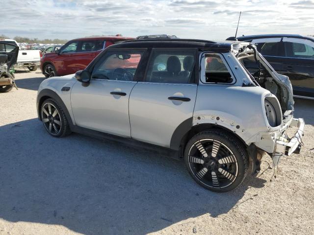 WMW53DK08P2S78917 - 2023 MINI COOPER S SILVER photo 2