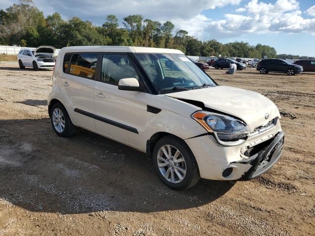 KNDJT2A62D7772944 - 2013 KIA SOUL + WHITE photo 4