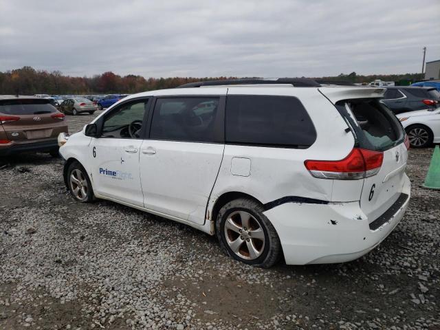 5TDKK3DC0DS356332 - 2013 TOYOTA SIENNA LE WHITE photo 2