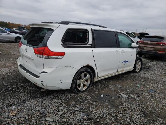 5TDKK3DC0DS356332 - 2013 TOYOTA SIENNA LE WHITE photo 3