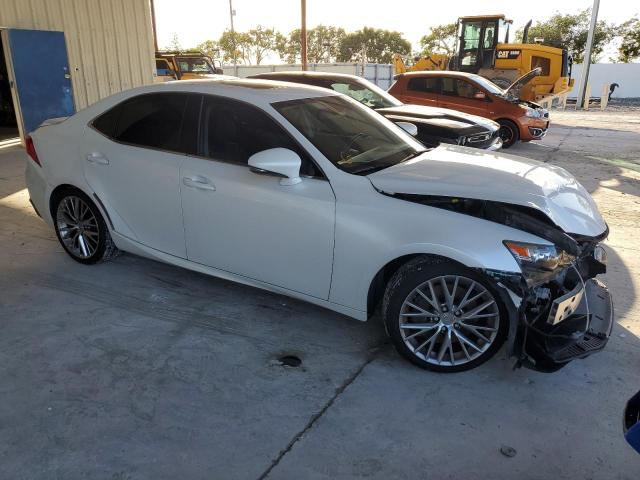 JTHBA1D2XG5022736 - 2016 LEXUS IS 200T WHITE photo 4