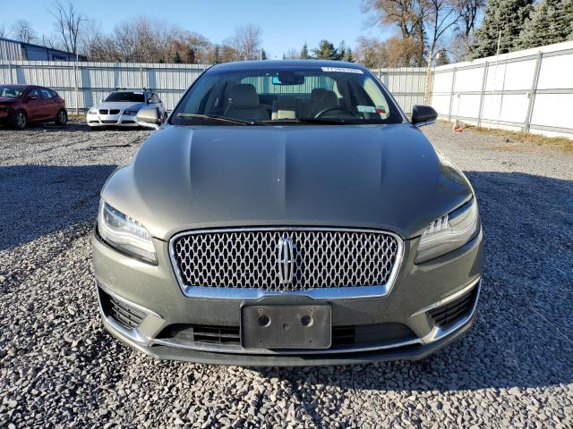 3LN6L5F96HR641813 - 2017 LINCOLN MKZ RESERVE ნაცრისფერი ფოტო 5