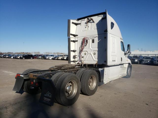 3AKJGLD5XESFK2860 - 2014 FREIGHTLINER CASCADIA 1 WHITE photo 4