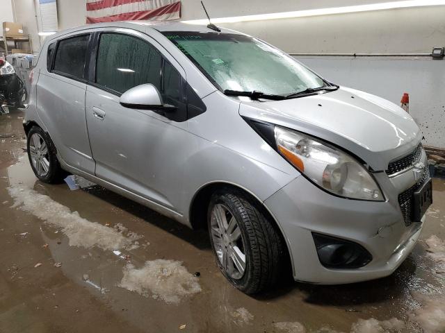 KL8CD6S98EC409961 - 2014 CHEVROLET SPARK 1LT SILVER photo 4