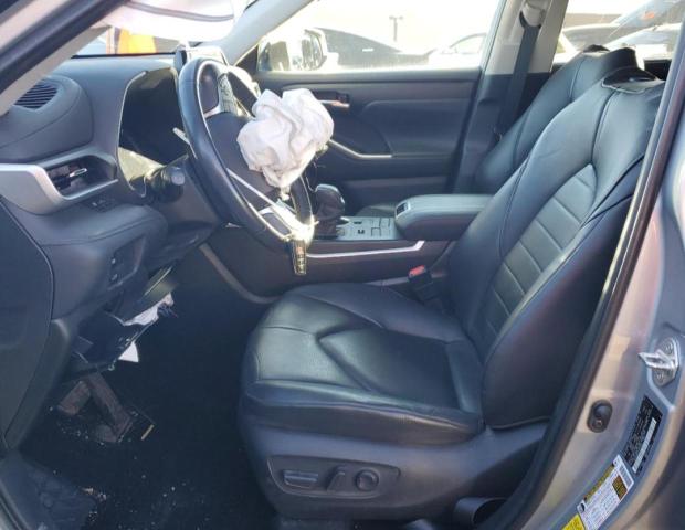 5TDGZRBH2LS514459 - 2020 TOYOTA HIGHLANDER XLE SILVER photo 7