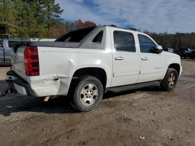 3GNMCEE01CG250479 - 2012 CHEVROLET AVALANCHE LS WHITE photo 3