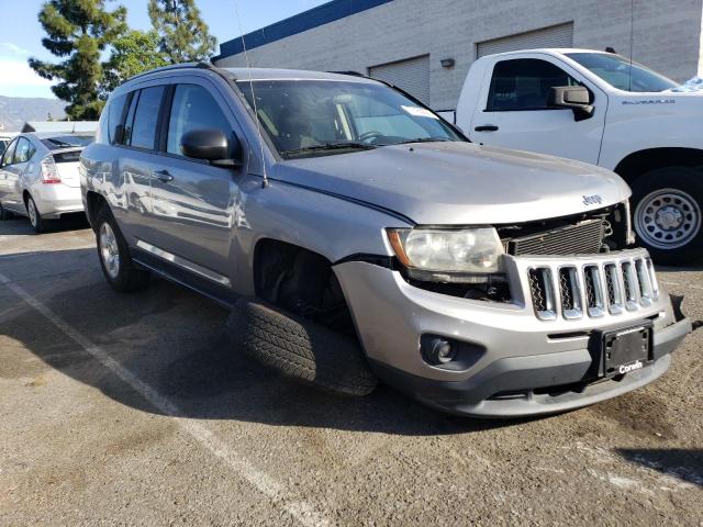 1C4NJCBA2ED772140 - 2014 JEEP COMPASS SPORT GRAY photo 4