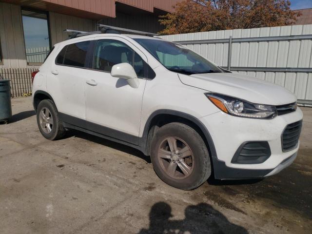 3GNCJPSB9HL134321 - 2017 CHEVROLET TRAX 1LT WHITE photo 4