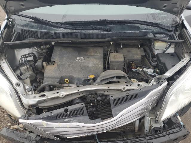 5TDYK3DCXFS641763 - 2015 TOYOTA SIENNA XLE SILVER photo 11