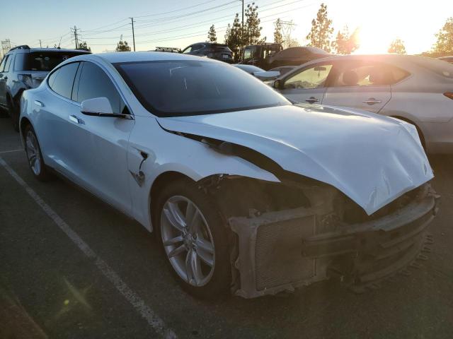 5YJSA1H17EFP48696 - 2014 TESLA MODEL S WHITE photo 4