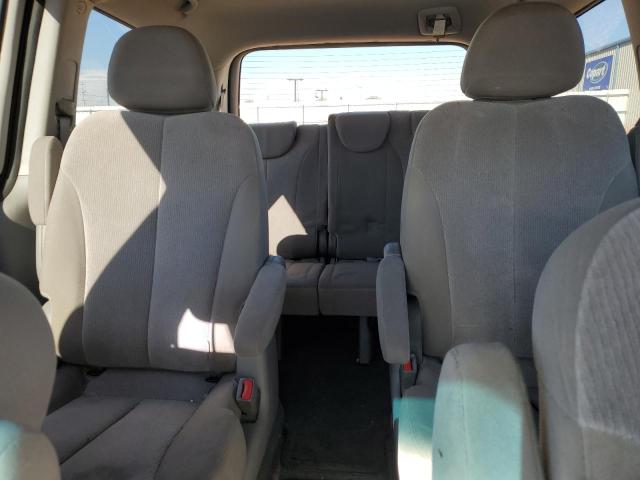 KNDMG4C79C6430981 - 2012 KIA SEDONA LX SILVER photo 10