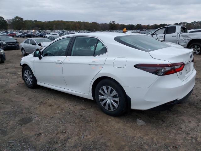 4T1C31AKXNU576474 - 2022 TOYOTA CAMRY LE WHITE photo 2