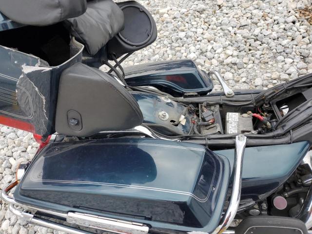 1HD1FCW152Y661370 - 2002 HARLEY-DAVIDSON FLHTCUI 蓝色 照片 9