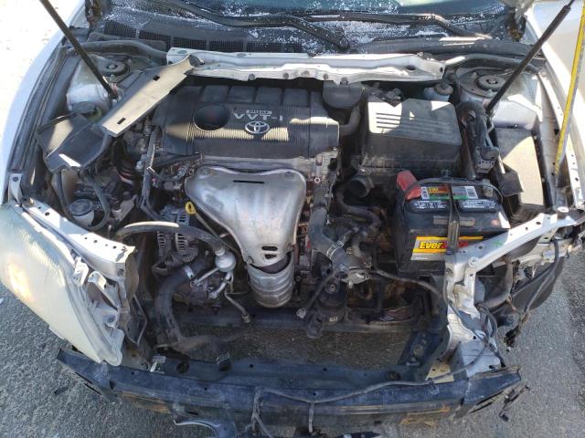 4T1BF3EKXAU045679 - 2010 TOYOTA CAMRY BASE SILVER photo 11